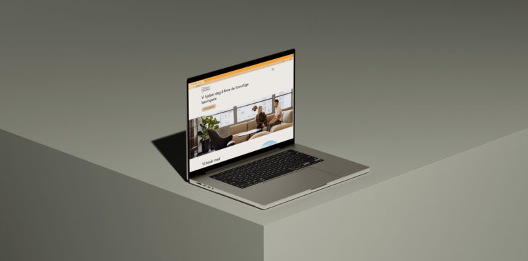 Mockup av Macbook, våre tjenester