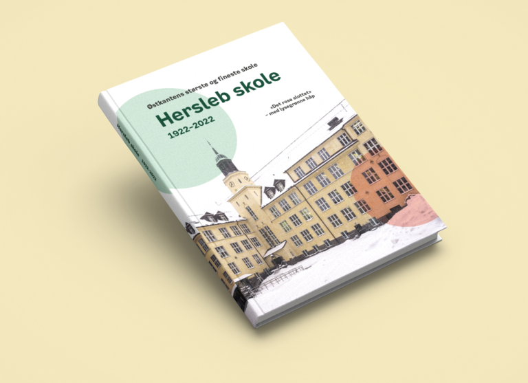 Mockup av forsiden, omslaget til jubileumsboka til Hersleb skole